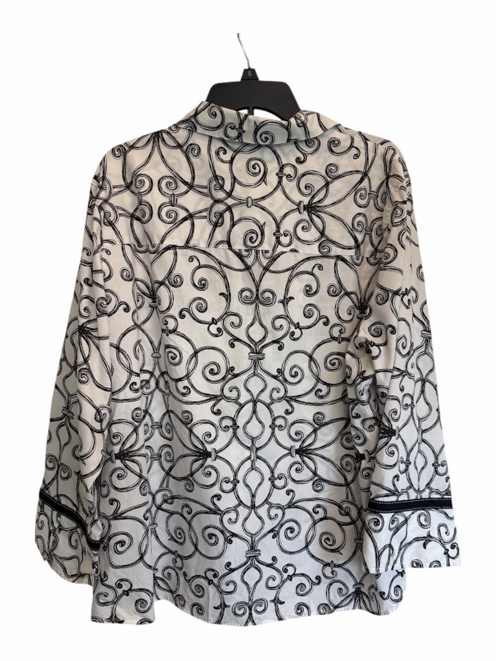 Foxcroft Wrinkle Free Scroll Print Blouse 20W Black White Career Chic Plus Size - Picture 6 of 7